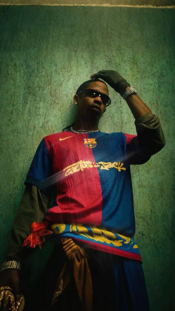 Barcelona – Local – Travis Scott - Versión Jugador - Image 2