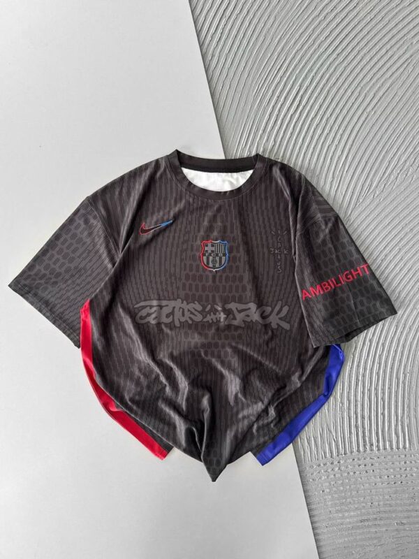 Barcelona – Suplente – Travis Scott - Versión Jugador - Image 2